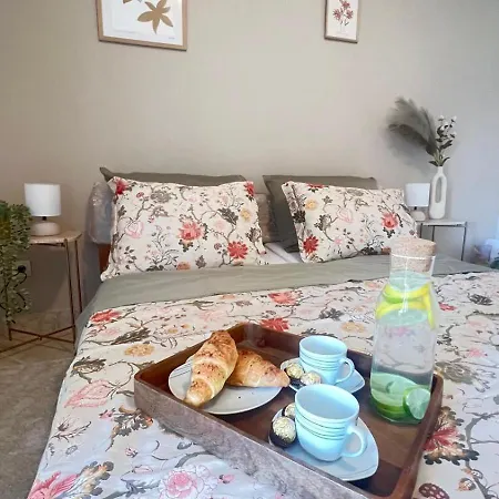 Mint Bellavista Apartment