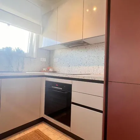Apartment Mint Bellavista Vir