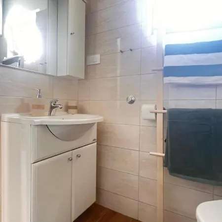 Mint Bellavista Apartment Vir